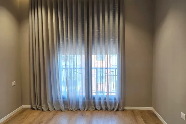 Shtepi me qera Apartament ne Tirane, 2+1, Mobilimi E mobiluar, Pagesa 1,500  Euro.
