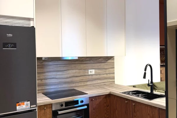 Shtepi me qera Apartament ne Tirane, 1+1, Mobilimi E mobiluar, Pagesa 70,000  Leke.