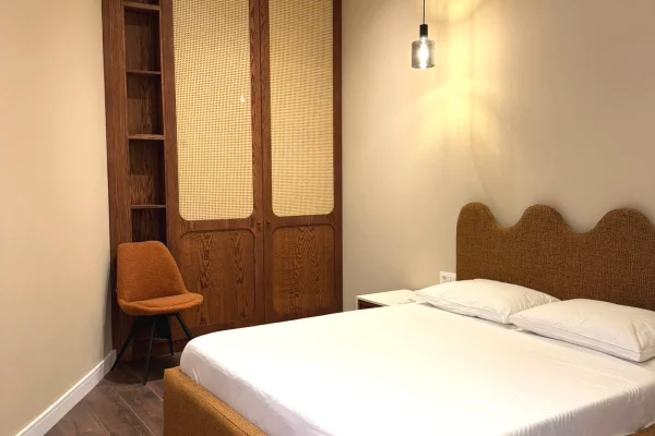 Shtepi me qera Apartament ne Tirane, 1+1, Mobilimi E mobiluar, Pagesa 70,000  Leke.
