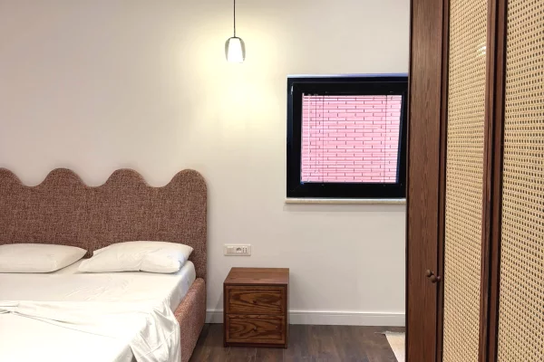 Shtepi me qera Apartament ne Tirane, 1+1, Mobilimi E mobiluar, Pagesa 70,000  Leke.