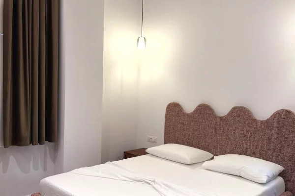 Shtepi me qera Apartament ne Tirane, 1+1, Mobilimi E mobiluar, Pagesa 70,000  Leke.