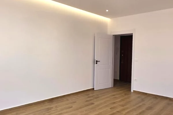 Apartment for sale in Tirana 2+1, Emty