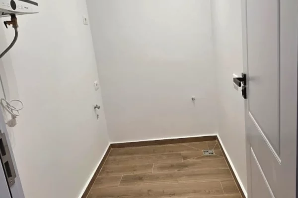 Apartment for sale in Tirana 2+1, Emty