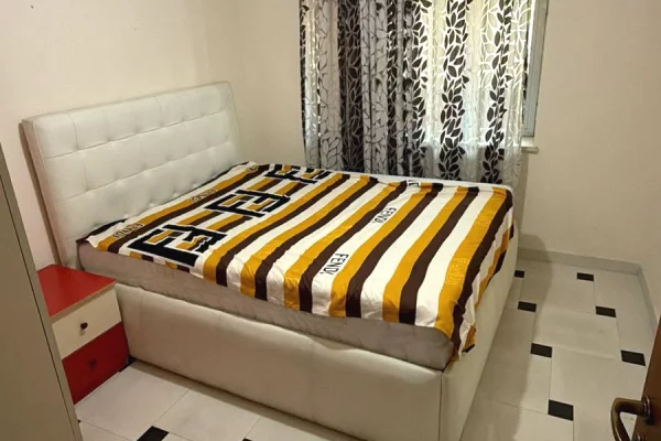 Shtepi me qera Apartament ne Tirane, 2+1, Mobilimi E mobiluar, Pagesa 60,000  Leke.