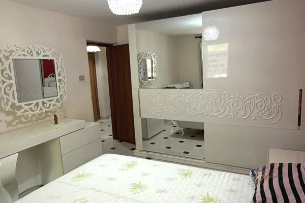 Shtepi me qera Apartament ne Tirane, 2+1, Mobilimi E mobiluar, Pagesa 60,000  Leke.