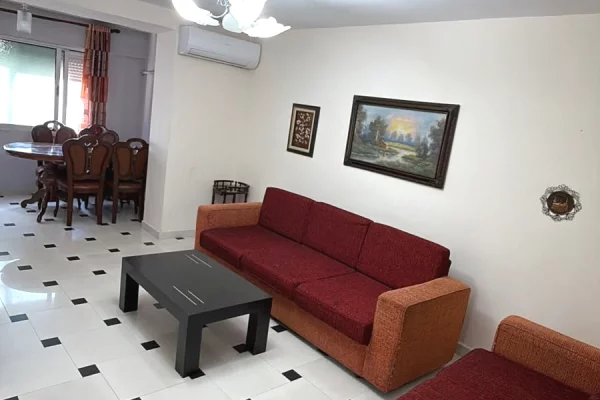 Shtepi me qera Apartament ne Tirane, 2+1, Mobilimi E mobiluar, Pagesa 60,000  Leke.