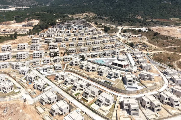 Villa di lusso in vendita a Himara 4+1, Vuoto