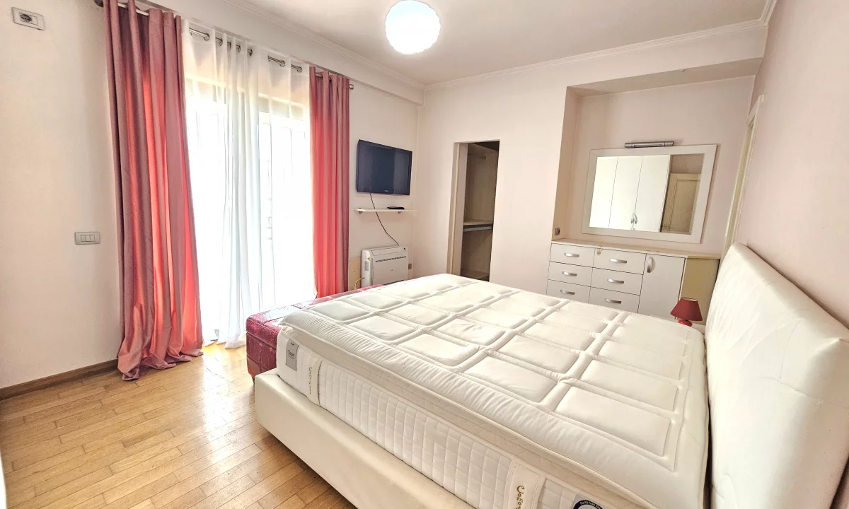 Apartment for sale in Tirana 2+1, Furnished