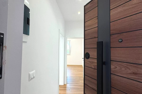 Apartment for sale in Tirana 2+1, Emty