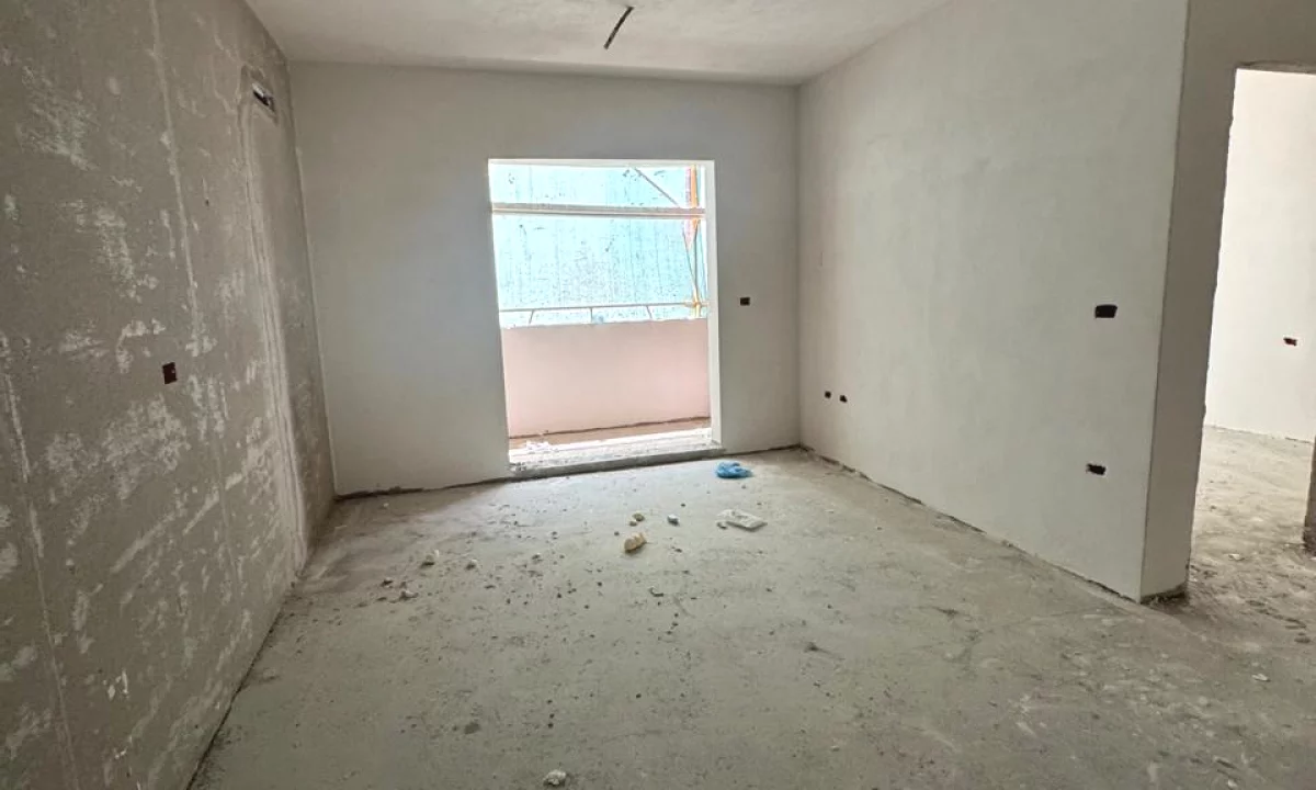 Apartment for sale in Tirana 1+1, Emty