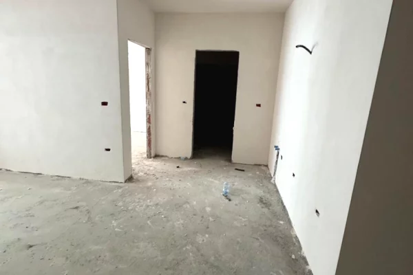 Apartment for sale in Tirana 1+1, Emty