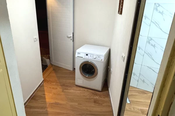 Casa privata/Indipendente in affitto a Tirana 1+1, Arredato
