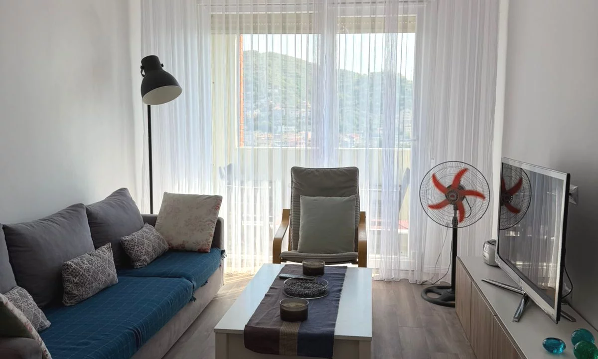 Shtepi me qera Apartament ne Tirane, 2+1, Mobilimi E mobiluar, Pagesa 600  Euro.