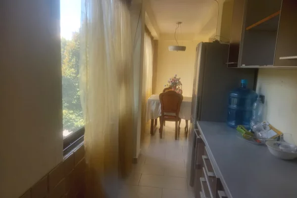 Shtepi me qera Apartament ne Tirane, 2+1, Mobilimi E mobiluar, Pagesa 60,000  Leke.