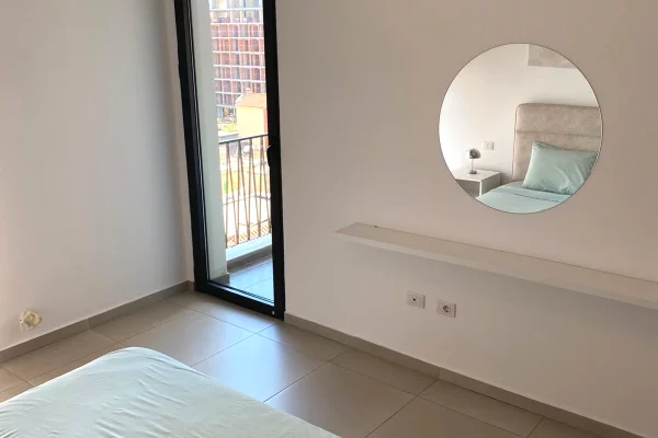 Shtepi me qera Apartament ne Tirane, 2+1, Mobilimi E mobiluar, Pagesa 800  Euro.