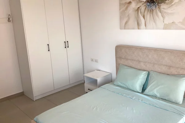 Shtepi me qera Apartament ne Tirane, 2+1, Mobilimi E mobiluar, Pagesa 800  Euro.