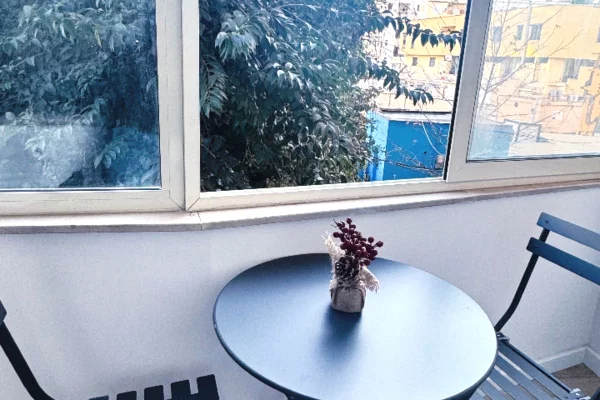 Shtepi me qera Garsoniere ne Tirane - 1,400 Euro
