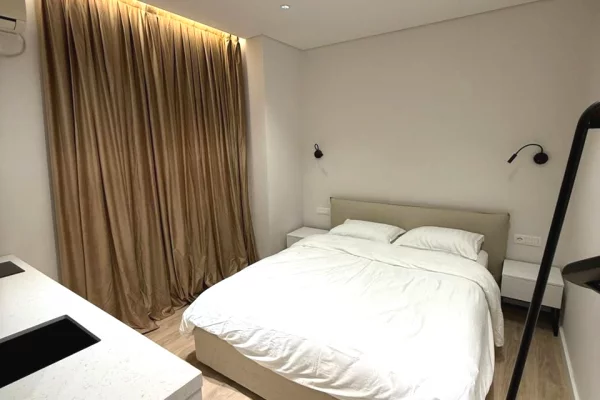 Shtepi me qera Apartament ne Tirane, Garsoniere, Mobilimi E mobiluar, Pagesa 1,400  Euro.