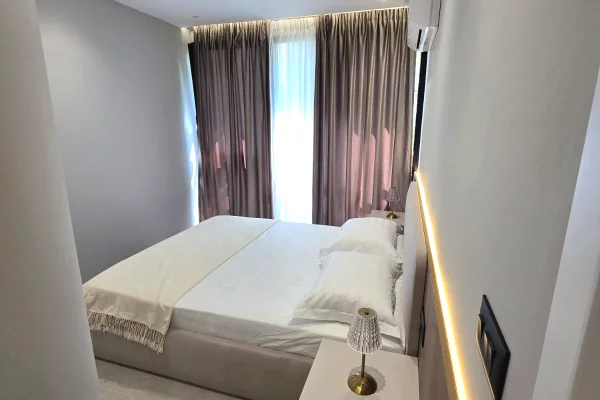 Shtepi me qera Apartament ne Tirane, 1+1, Mobilimi E mobiluar, Pagesa 650  Euro.