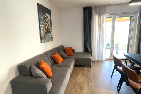 Shtepi ne shitje 2+1 ne Tirane - 275,000 Euro