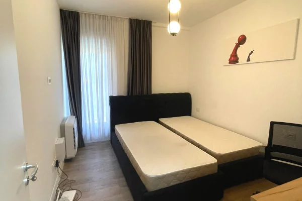 Shtepi ne shitje Apartament ne Tirane, 2+1, Mobilimi E mobiluar, Pagesa 275,000  Euro.