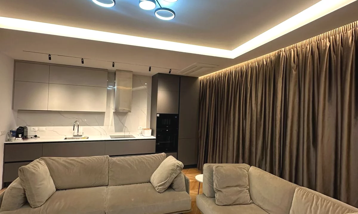 Shtepi me qera Apartament ne Tirane, 2+1, Mobilimi E mobiluar, Pagesa 3,000  Euro.