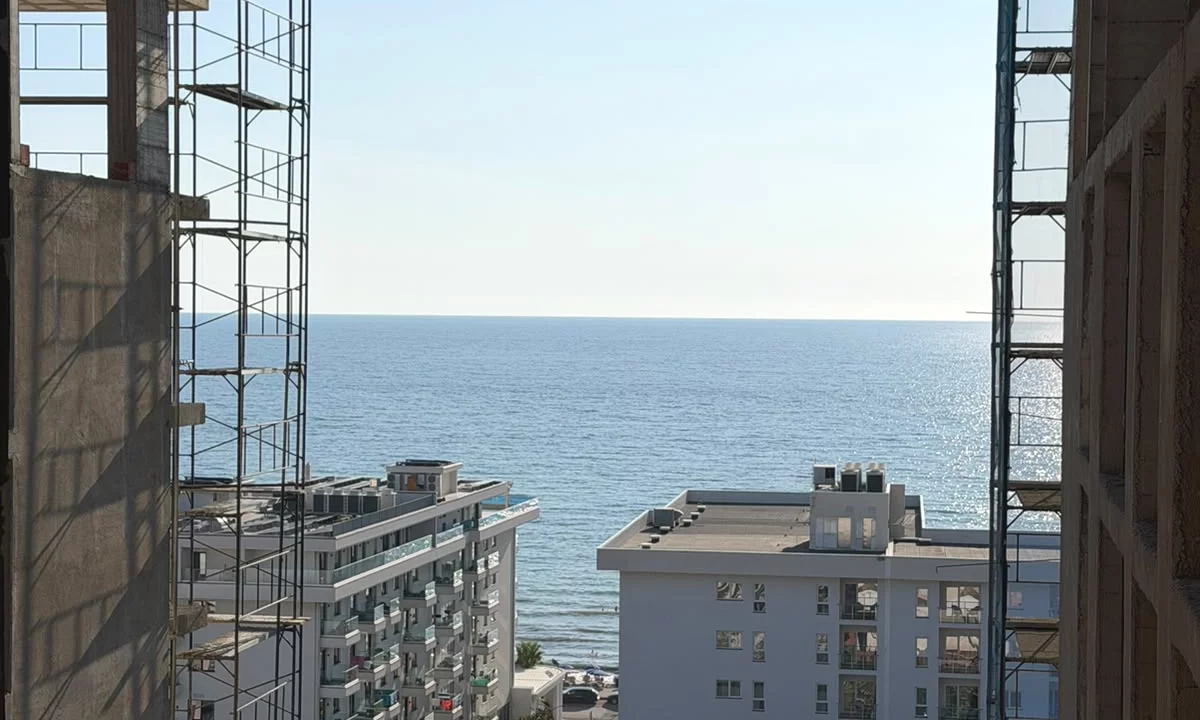 Shtepi ne shitje Apartament ne Lezhe, 2+1, Mobilimi Bosh, pa mobiluar, Pagesa 121,200  Euro.