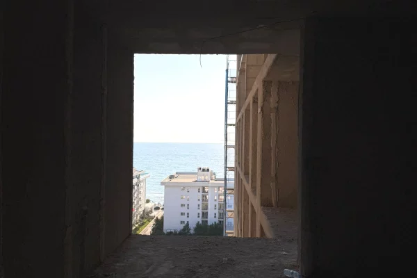 Shtepi ne shitje Apartament ne Lezhe, 2+1, Mobilimi Bosh, pa mobiluar, Pagesa 121,200  Euro.