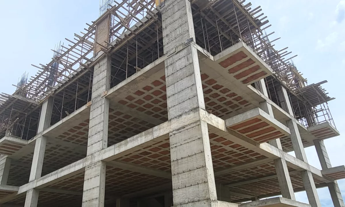 Apartment for sale in Tirana 1+1, Emty
