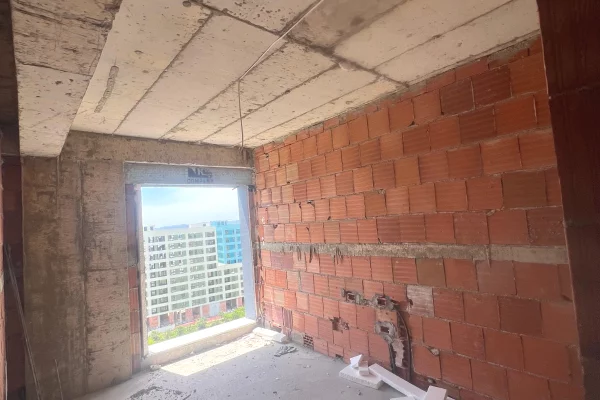 Shtepi ne shitje Apartament ne Tirane, 2+1, Mobilimi Bosh, pa mobiluar, Pagesa 153,171  Euro.