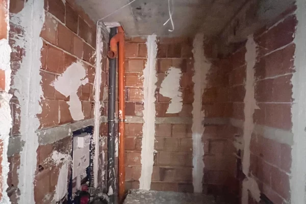 Shtepi ne shitje Apartament ne Tirane, 2+1, Mobilimi Bosh, pa mobiluar, Pagesa 153,171  Euro.