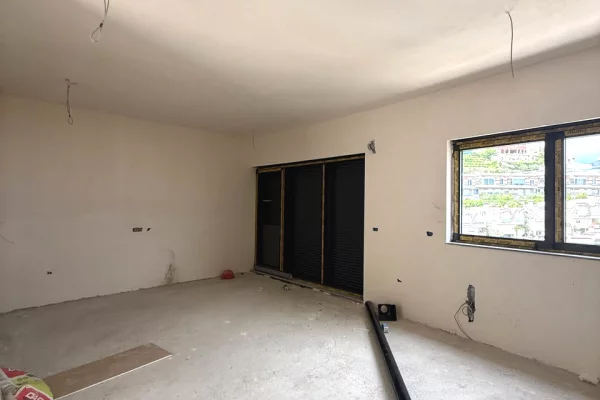 Shtepi ne shitje 3+1 ne Tirane - 365,650 Euro