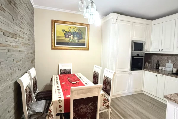 Shtepi me qera Apartament ne Tirane, 1+1, Mobilimi E mobiluar, Pagesa 600  Euro.