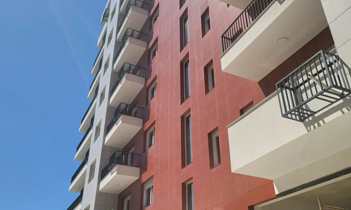 Appartamento in vendita a Tirana 2+1, Vuoto