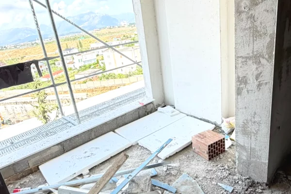 Appartamento in vendita a Tirana 1+1, Vuoto