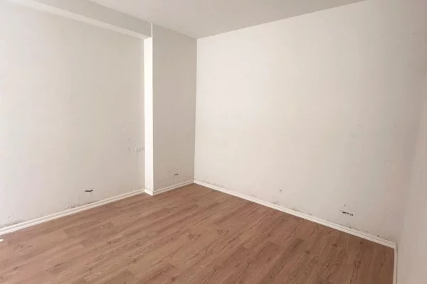 Shtepi ne shitje 2+1 ne Tirane - 150,000 Euro