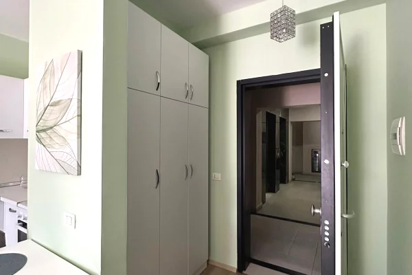 Shtepi me qera 1+1 ne Tirane - 700 Euro
