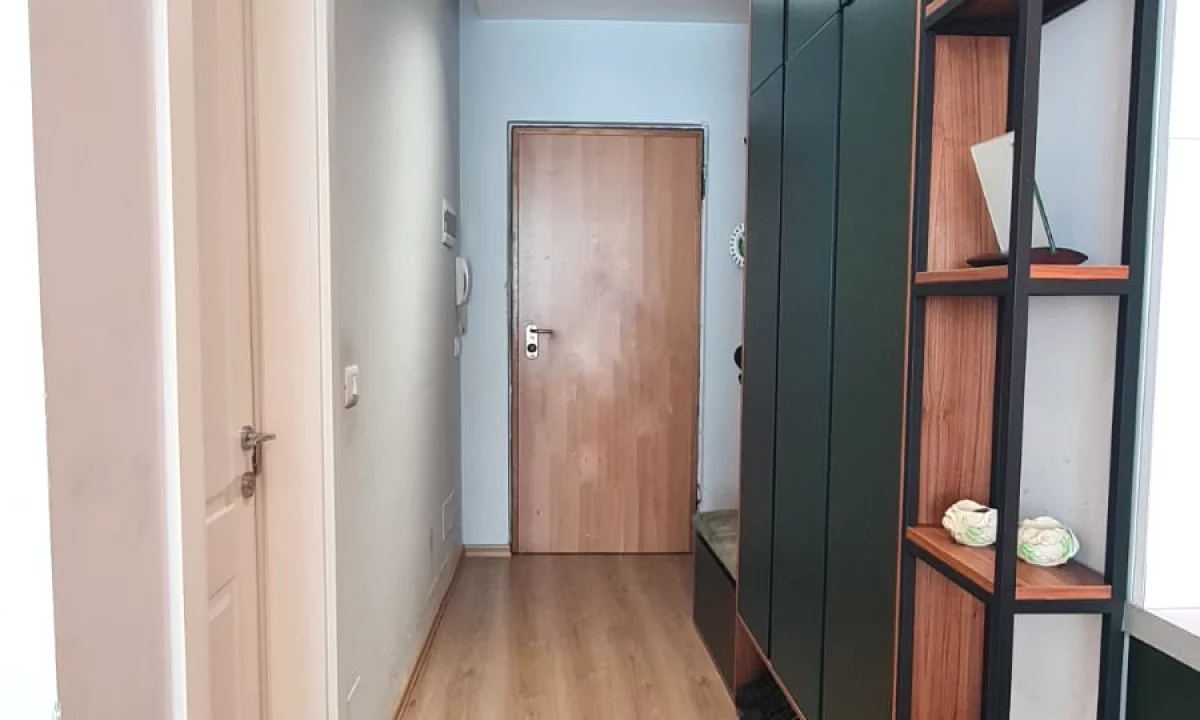 Shtepi ne shitje Apartament ne Tirane, 2+1, Mobilimi E mobiluar, Pagesa 25,000,000  Leke.