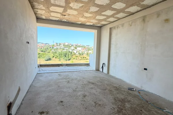 Shtepi ne shitje Vila Luksoze ne Tirane, 3+1, Mobilimi Bosh, pa mobiluar, Pagesa 553,225  Euro.