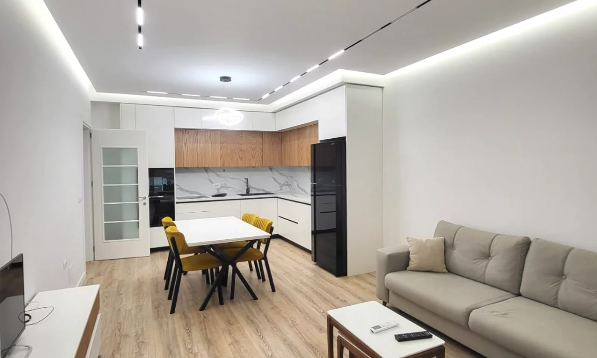 Shtepi ne shitje Apartament ne Tirane, 2+1, Mobilimi E mobiluar, Pagesa 255,000  Euro.