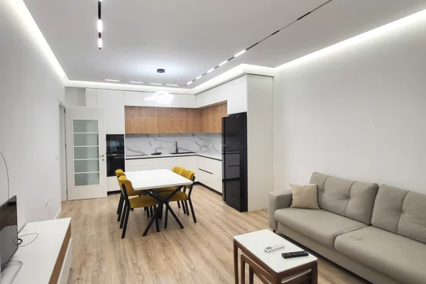 Shtepi ne shitje 2+1 ne Tirane - 255,000 Euro
