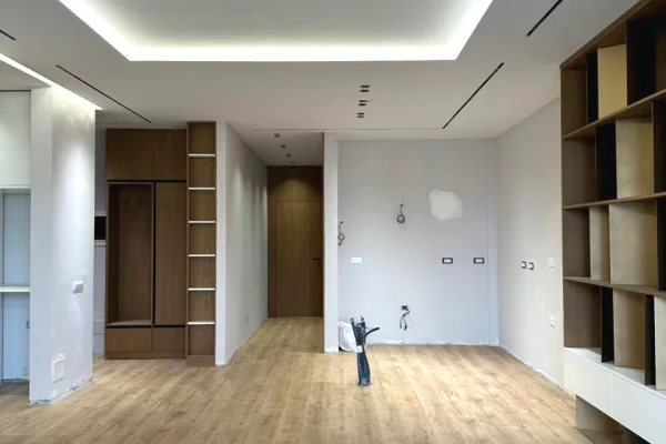 Shtepi ne shitje Apartament ne Tirane, 2+1, Mobilimi Bosh, pa mobiluar, Pagesa 670,000  Euro.