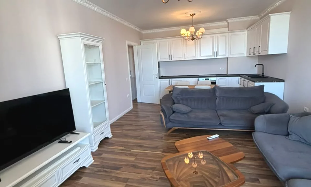 Shtepi ne shitje Apartament ne Tirane, 2+1, Mobilimi E mobiluar, Pagesa 305,000  Euro.