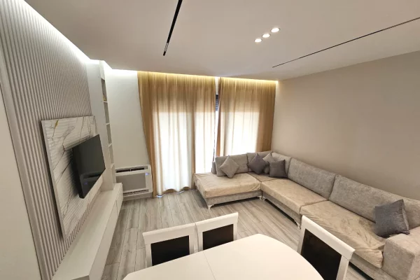 Shtepi me qera 1+1 ne Tirane - 700 Euro