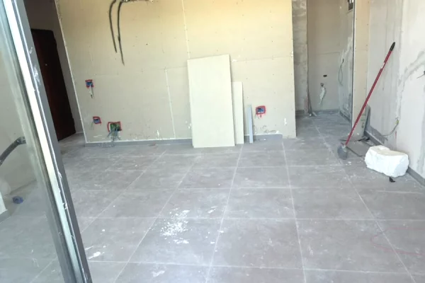 Shtepi ne shitje Apartament ne Durres, 1+1, Mobilimi Bosh, pa mobiluar, Pagesa 138,600  Euro.