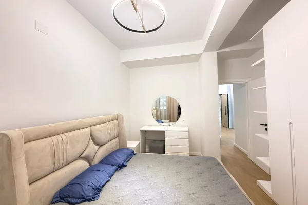 Shtepi me qera Apartament ne Tirane, 2+1, Mobilimi E mobiluar, Pagesa 700  Euro.