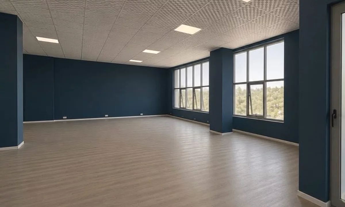 🏢 JEPET ME QIRA AMBIENT KOMERCIAL – PRANE RRUGES BARDHYL ✨