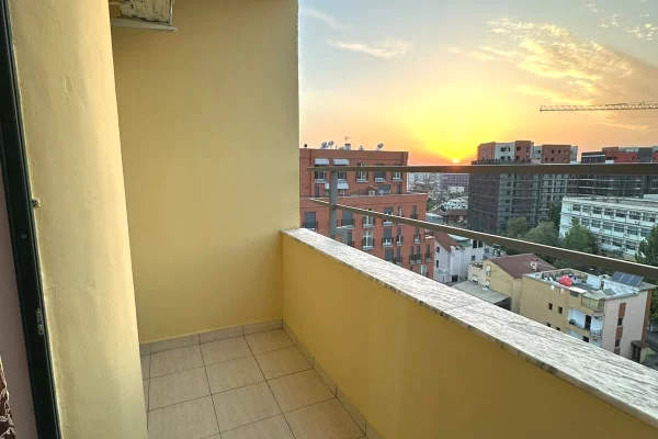 Shtepi ne shitje Apartament ne Tirane, 1+1, Mobilimi E mobiluar, Pagesa 20,610,000  Leke.