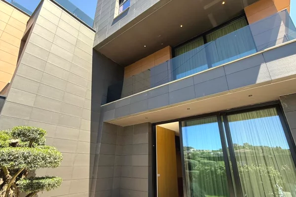 Shtepi me qera 3+1 ne Tirane - 4,000 Euro