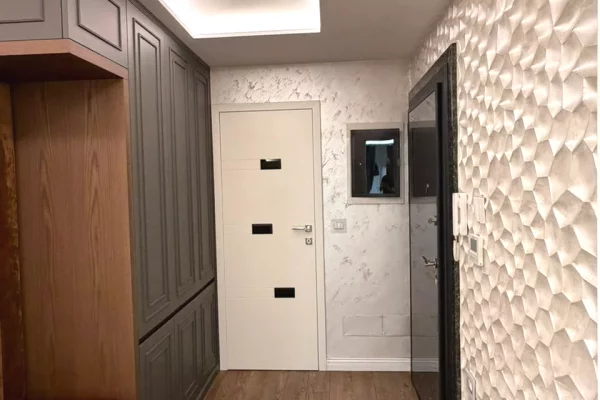 Shtepi ne shitje Apartament ne Tirane, 2+1, Mobilimi E mobiluar, Pagesa 25,500,000  Leke.